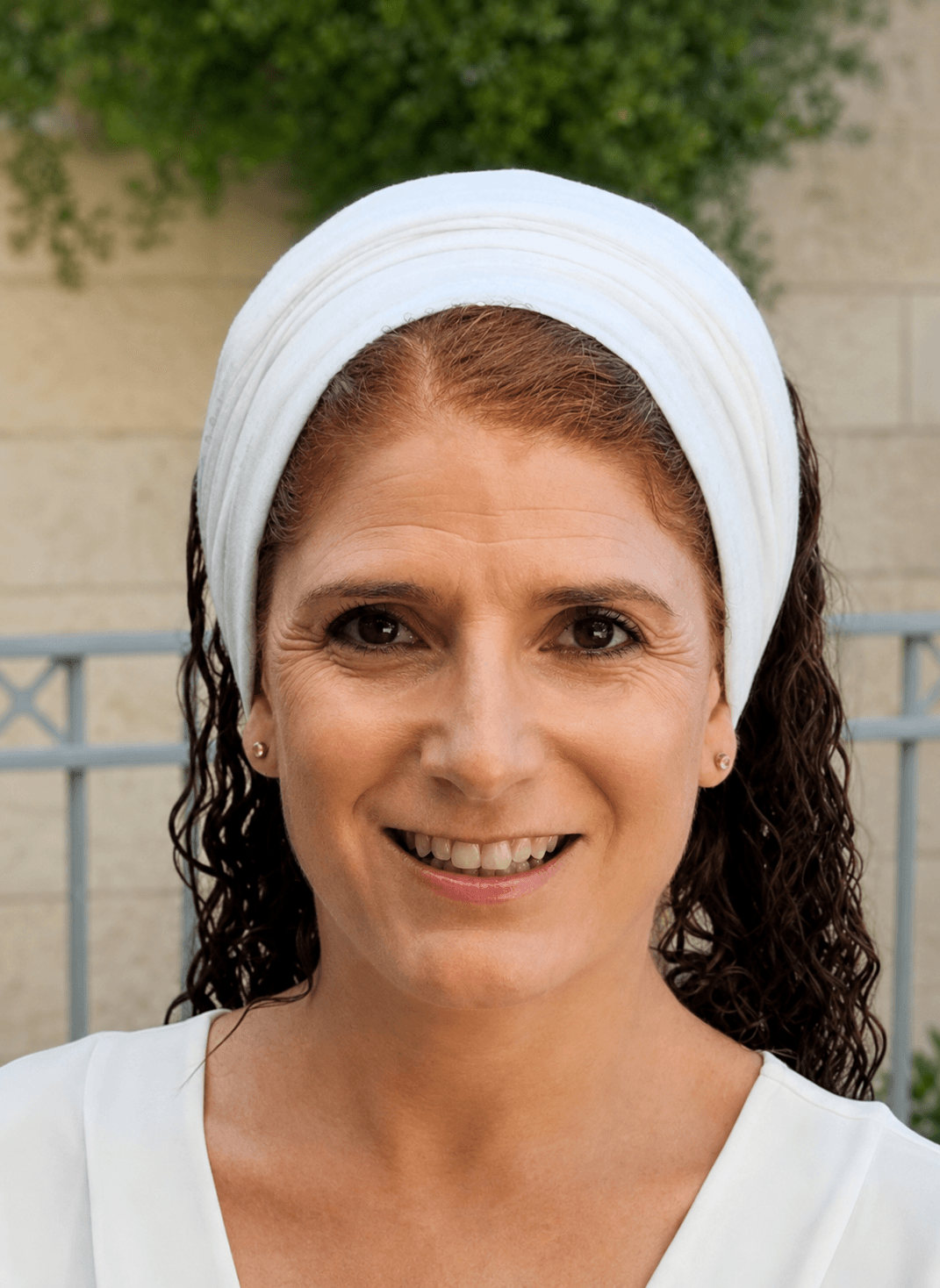 Mandy Keshet, audiologist